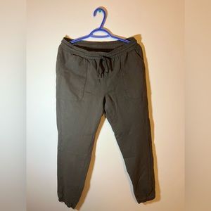 Camo coloured sweatpants